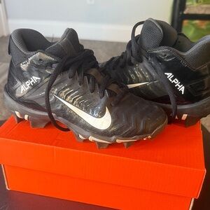 Kids Nike Alpha Menace 2 Shark Black & White Football Cleats Youth Size 1